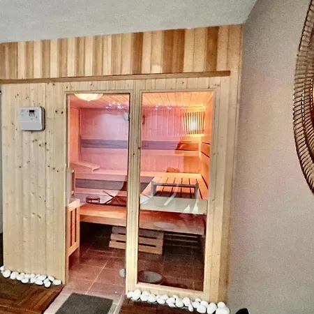 Villa Casa Alegria - With Pool, Fitness, Sauna